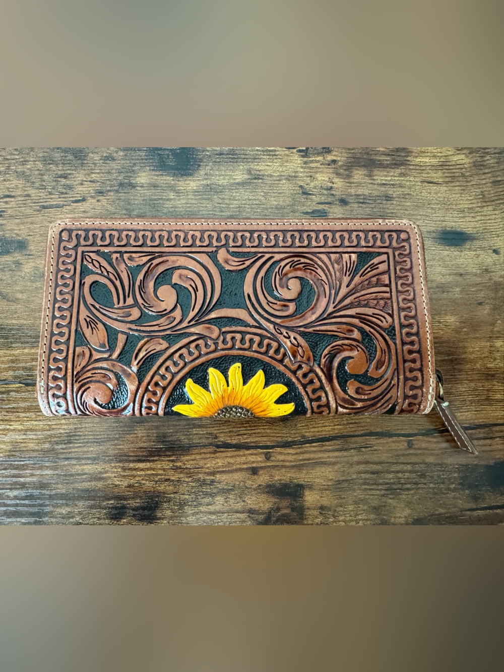 Shyanne Tooled Leather Sunflower Zip Around Wallet Brown Western Floral - Picture 2 of 11